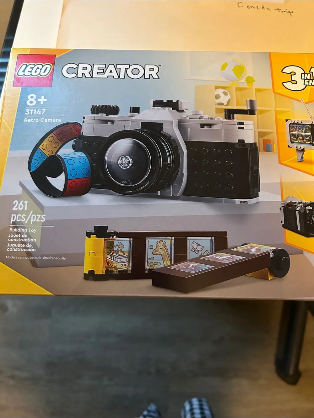 Lego Creator Retro Camera Set - Black, White, Yellow